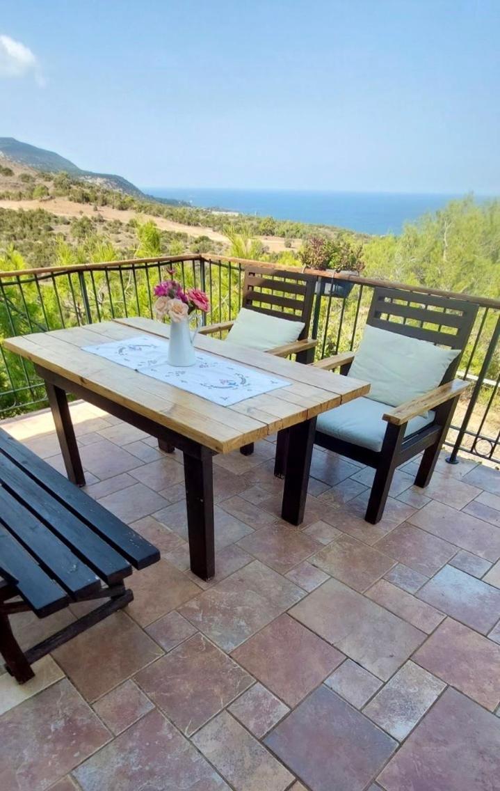 Philip'S Holiday House Neo Chorio Exterior photo