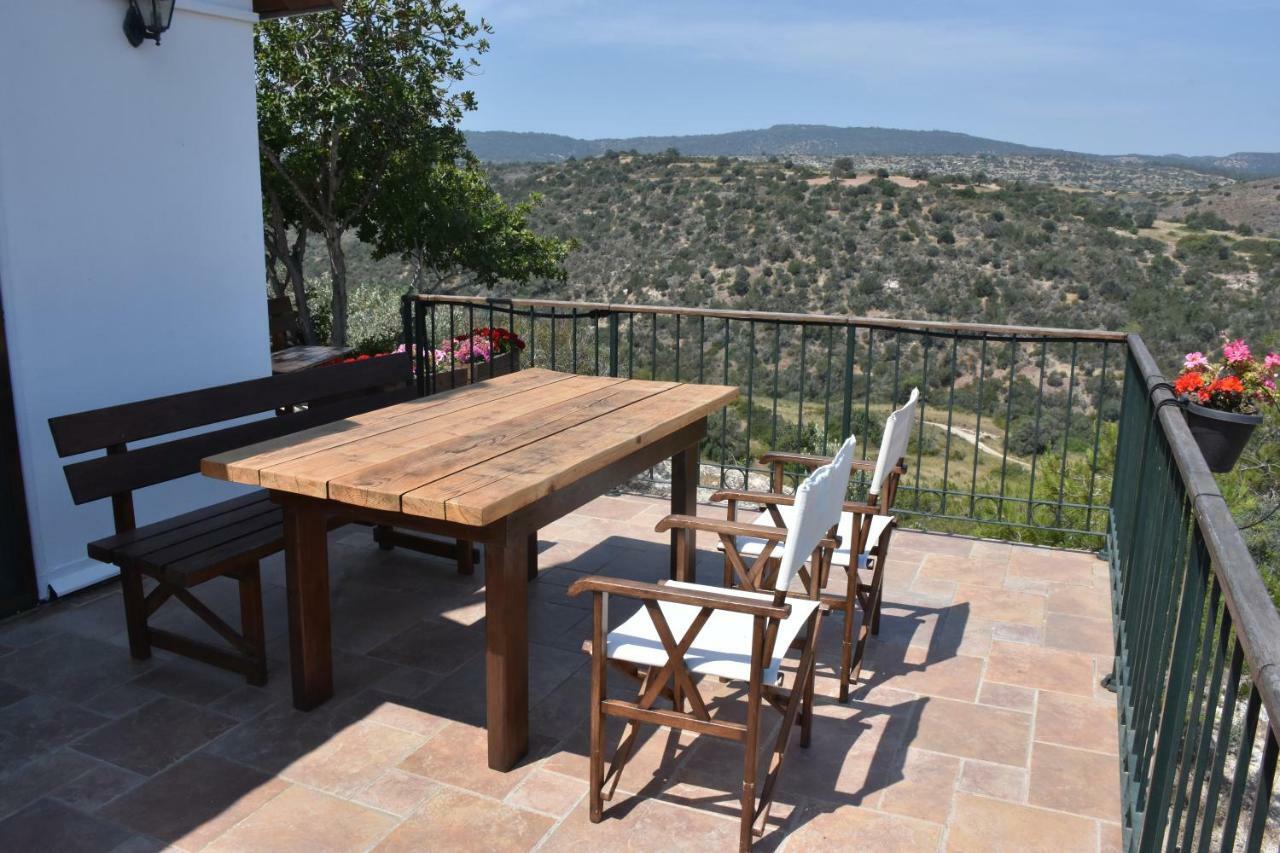 Philip'S Holiday House Neo Chorio Exterior photo